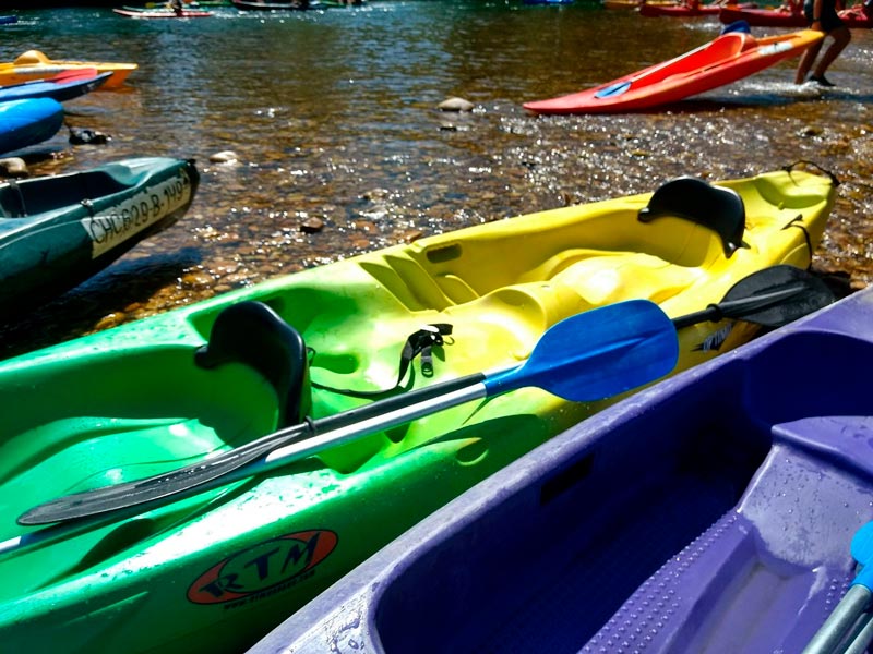 Canoas para reservar en el descenso del SElla en canoa